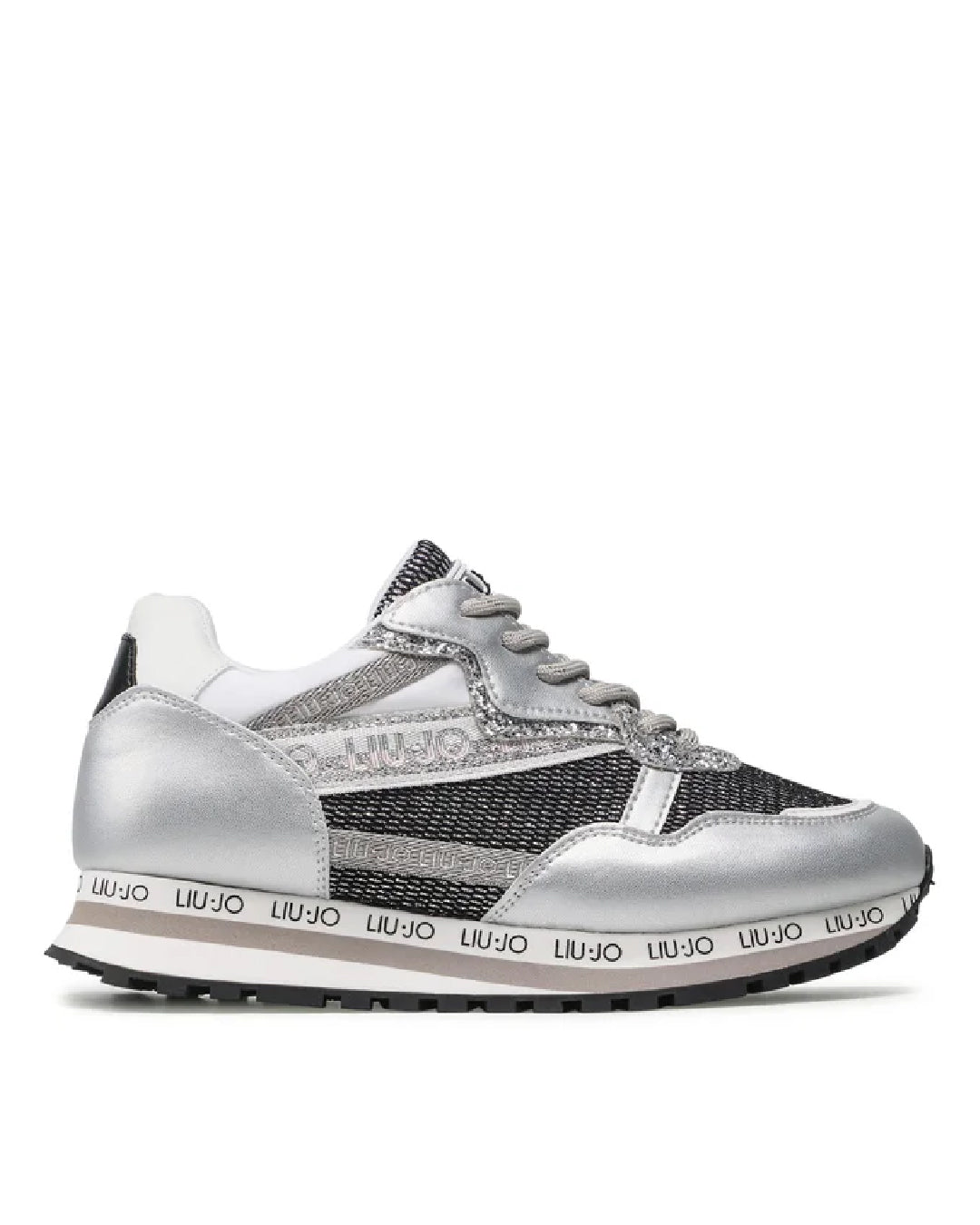 Zapatilla WONDER 8 Plateado
